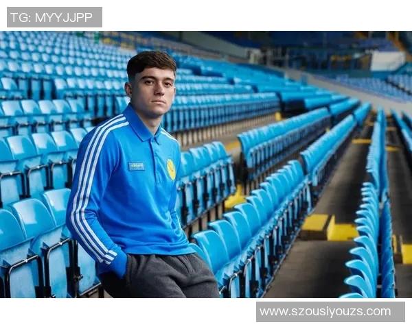 穿布足球鞋的球星有哪些 这些球员用脚步诠释对舒适与速度的追求